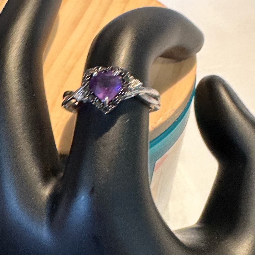 Silver Heart Amethyst Ring - Purple Gemstone Women Jewelry